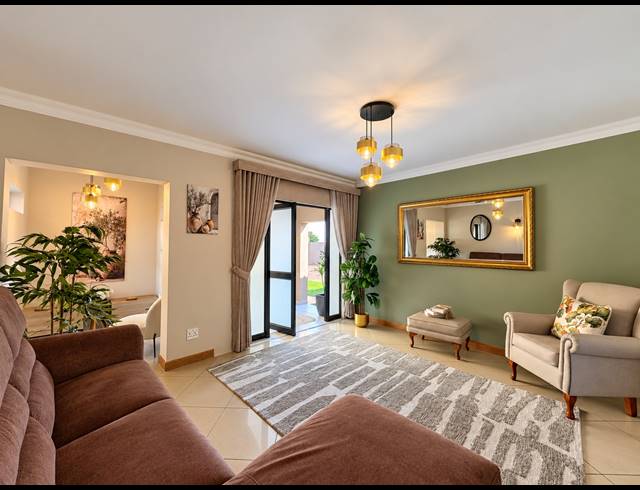 4 BEDROOM FREESTANDING FOR SALE IN SUNAIR PARK